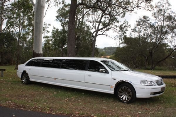 Chrysler Stretched Limousine from Gold Coast To Brisbane Airport